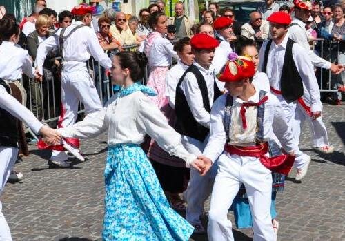 Danses Basques